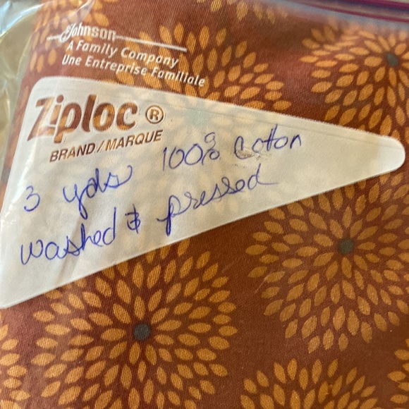 Lux 💯% Cotton Print Fabric w/ bronze sheen accents! 3 Yards Laundered & pressed - Picture 5 of 5